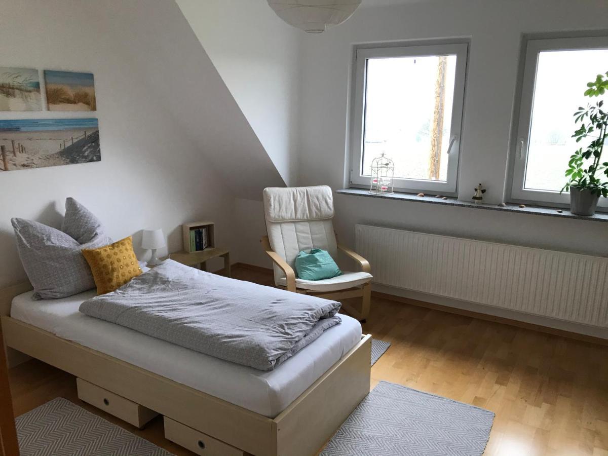 Kleine Auszeit Mit Aussicht Velbert Toenisheide Apartment Bagian luar foto