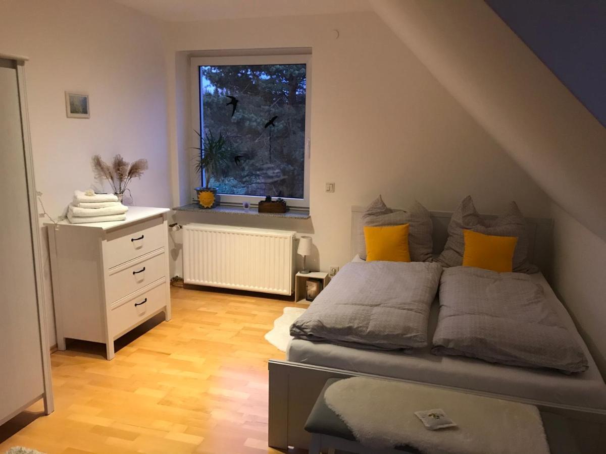 Kleine Auszeit Mit Aussicht Velbert Toenisheide Apartment Bagian luar foto