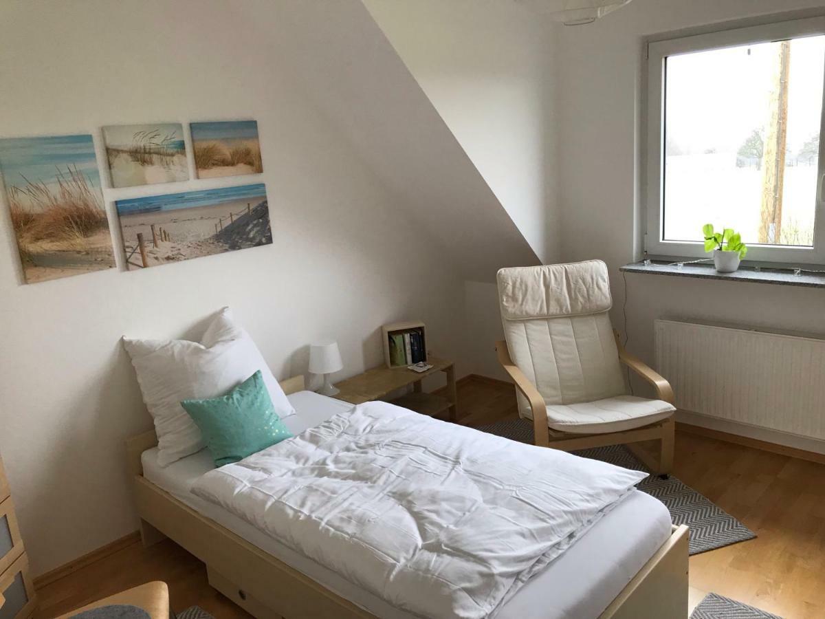 Kleine Auszeit Mit Aussicht Velbert Toenisheide Apartment Bagian luar foto