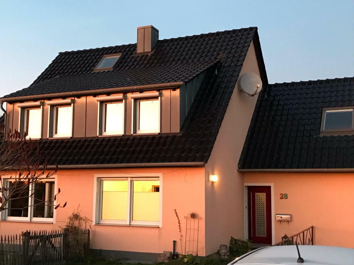 Kleine Auszeit Mit Aussicht Velbert Toenisheide Apartment Bagian luar foto
